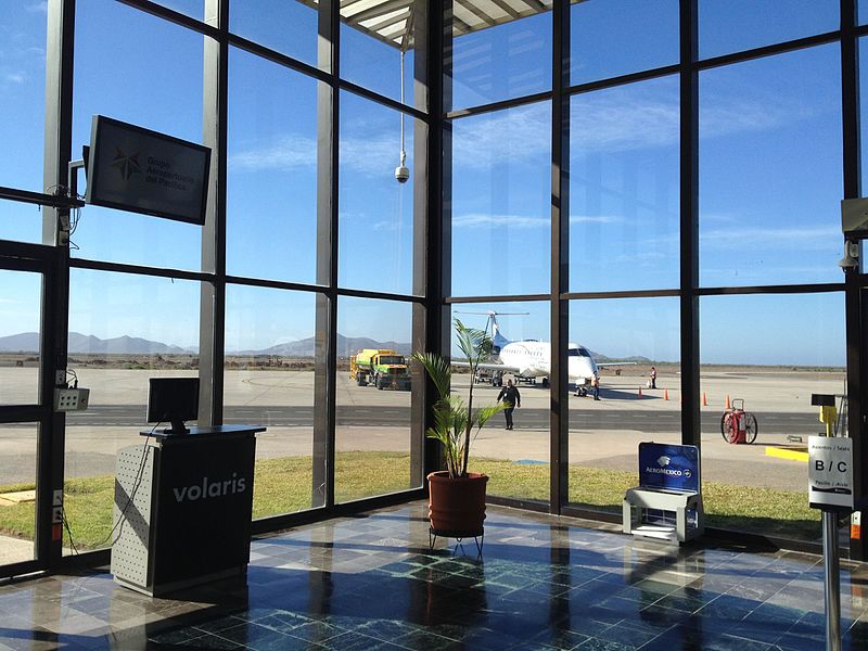 File:Los Mochis Airport (8623062847).jpg
