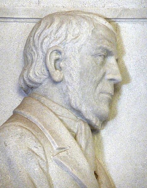 File:Louis Tregardt, Voortrekkermonument.jpg