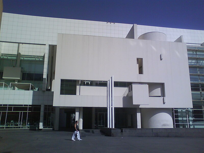 File:MACBA.jpg