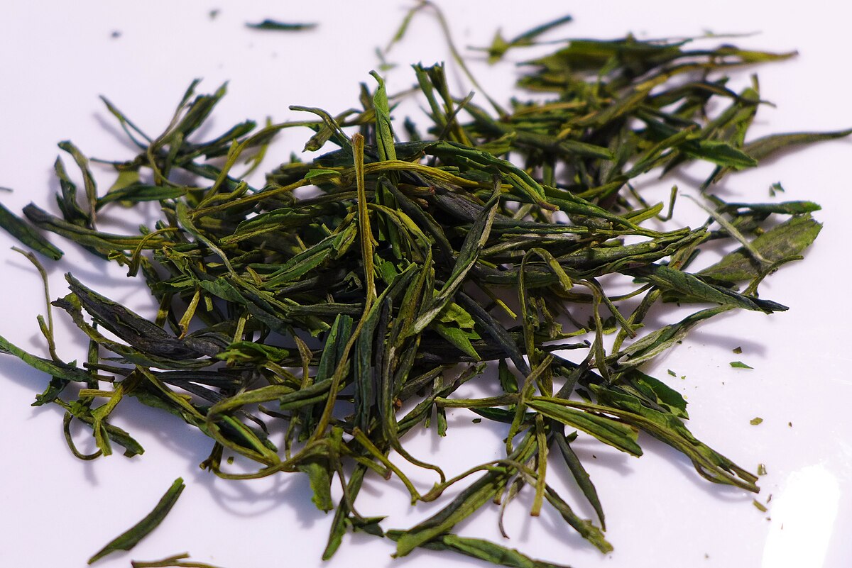 High quality green tea Mao Feng.