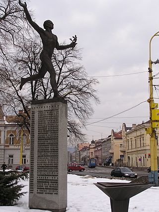 <span class="mw-page-title-main">Arpád Račko</span> Slovak sculptor