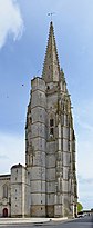 Marennes-17 Bell tower-veranda 2013.jpg