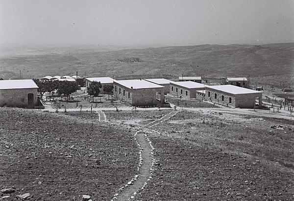 Kibbutz Masu'ot Yitzhak, May 1947