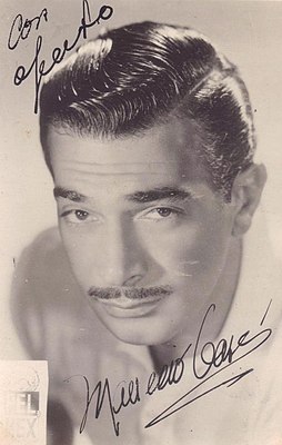 Мексиканский актер Маурисио Гарсес на рекламном фото из Тампы, Флорида. Примерно 1960-е годы. Вероятно, снято в Мексике, но опубликовано также в США.