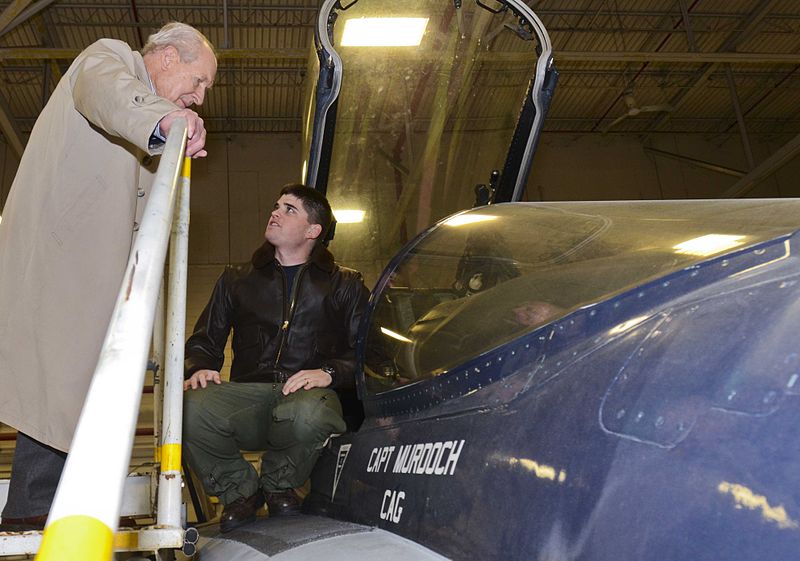 File:Medal of Honor recipient visits Naval Air Station Oceana 131212-N-VK873-050.jpg