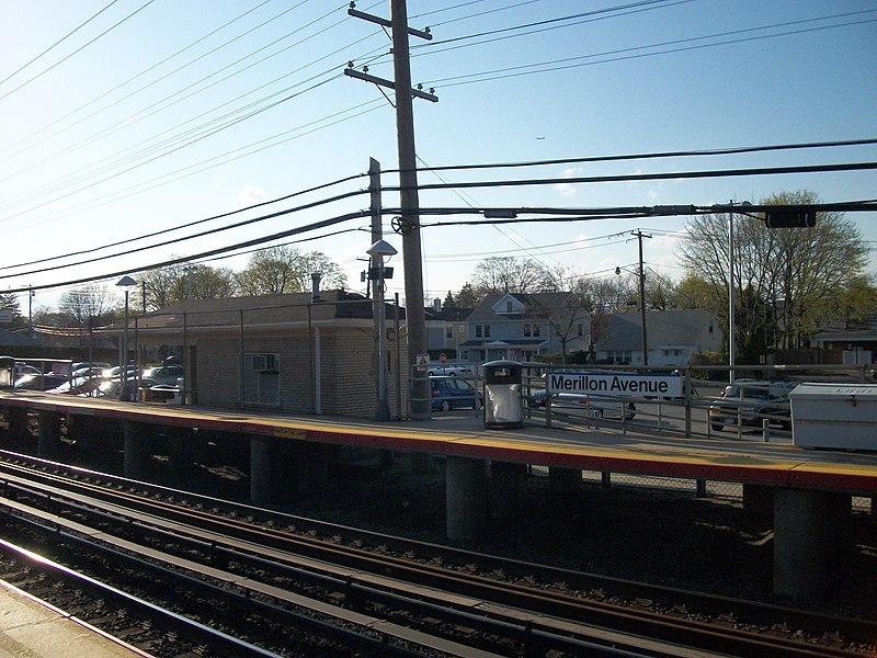 File:Merillon Avenue Station from Eastbound Platform.JPG