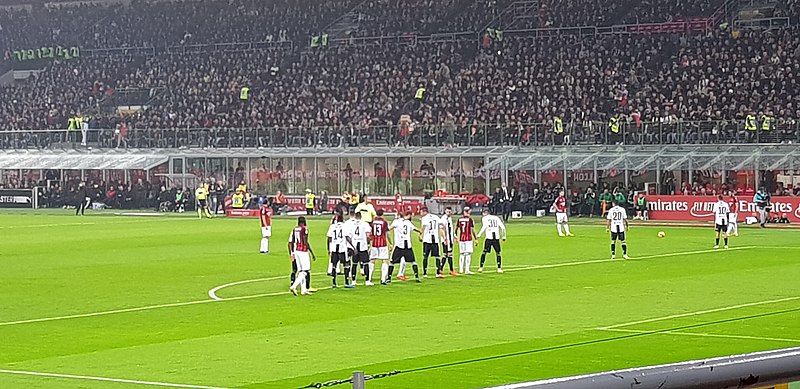 File:Milan-Juventus 2018-2019 in game.jpg