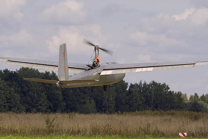 File:Motoglider in flight (6090057462).jpg