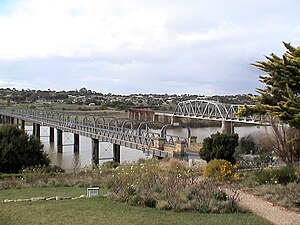 Murray Bridge road and rail bridges.JPG