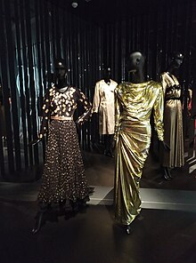 Musee YSL Expo Gold (8).jpg
