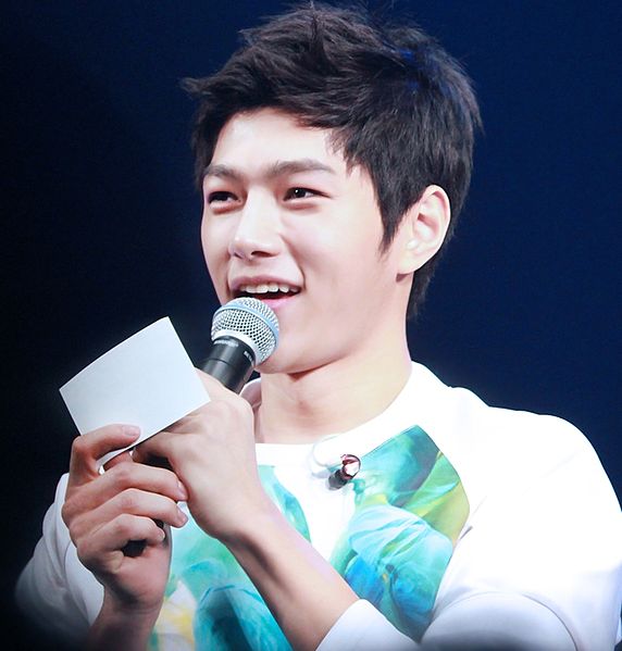 File:Myungsoo Kim at the INFINITE-F Showcase in Tokyo 01.jpg