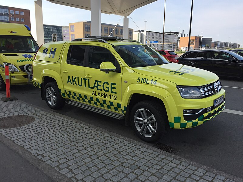 File:NEF - Doctors Car - Akutlaege - Region Copenhagen.jpg