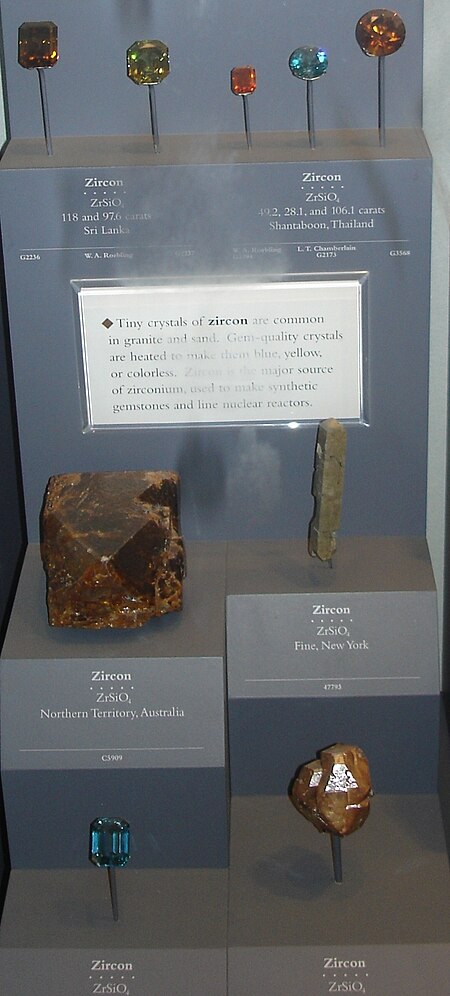 Tập_tin:National_Museum_of_Natural_History_Zircon.JPG