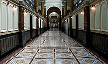 The renovated Great Hall, on the top floor of the National Portrait Gallery. National Portrait Gallery's "Great Hall".jpg