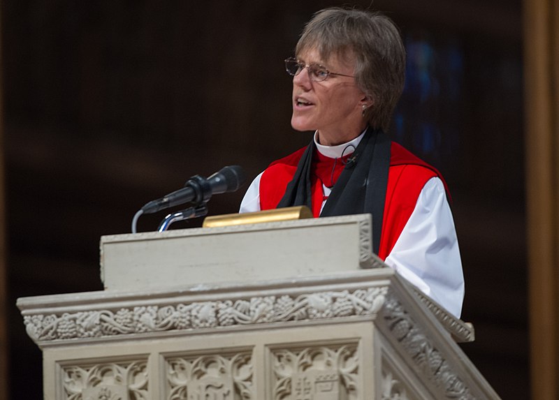 File:Neil Armstrong public memorial service (201209130017HQ).jpg