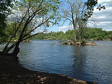 A view of the Mississippi River from the park. NorthMississippiRegionalPark.jpg