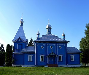 Хресто-Воздвиженська церква в селі