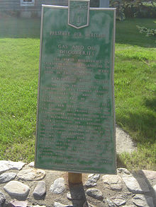 Oil and Gas plaque at the Barr Colony Heritage Cultural Centre OilAndGasPlaque.jpg