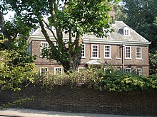 Old Battersea House viewed from Vicarage Crescent Old Battersea House, 30 Vicarage Crescent, London 01.JPG
