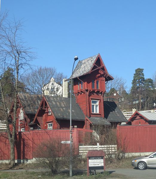 File:Oslo rk 163186 IMG 3030 bestum brannstasjon.JPG