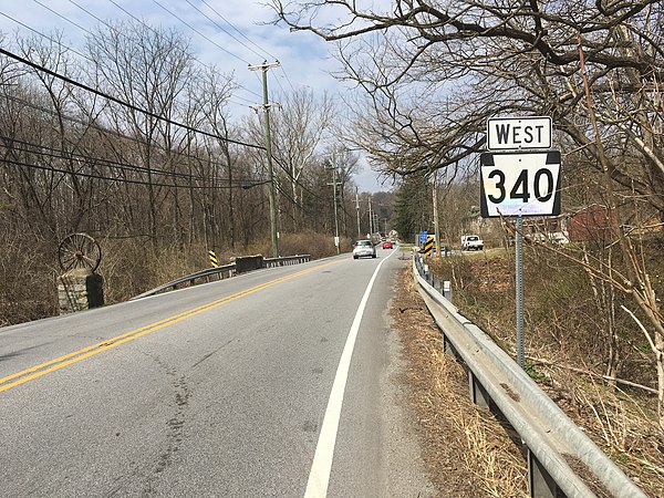 PA 340 westbound past PA 82 north of Coatesville