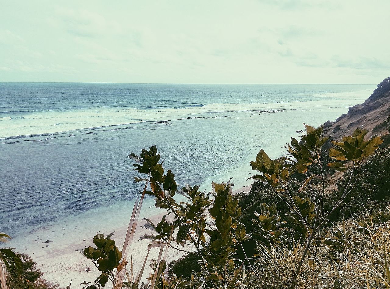 Pantai Gunung Payung