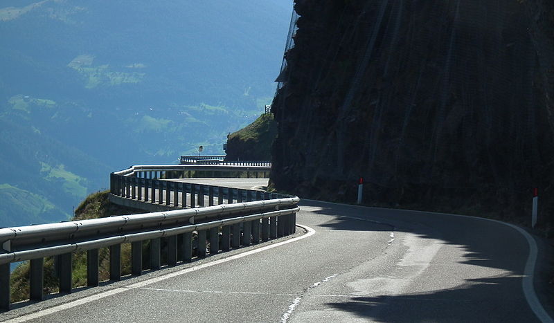 File:Passo di Monte Giovo-Jaufenpass 005.JPG