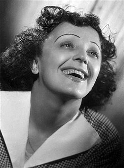 Édith Piaf: Piafs oppvekst, Artistkarriere, Andre verdenskrig