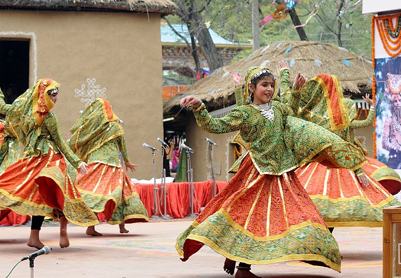 File:Rakasthani folk dance at Delhi.jpg