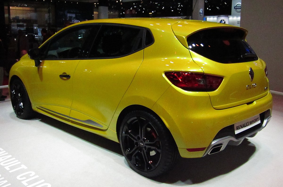 File:Renault Clio IV RS (rear).JPG - Wikimedia Commons