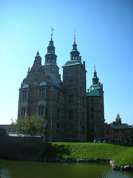 File:Rosenborg03.JPG