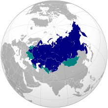 Hemisphere view of countries where Russian is an official language and countries where it is spoken as a first or second language by at least 30% of the population but is not an official language Rustina ve svete.svg