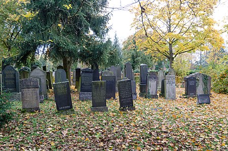 Schweinfurt, Hauptfriedhof 005