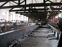 The spinning mule at Armley Mills Industrial Museum Selfactor at armley mills industrial museum.jpg