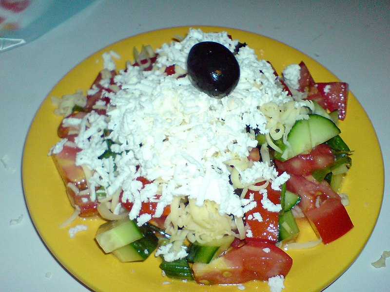 Sopska salata (1).jpg