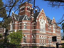 St Kilda Park Primary School building