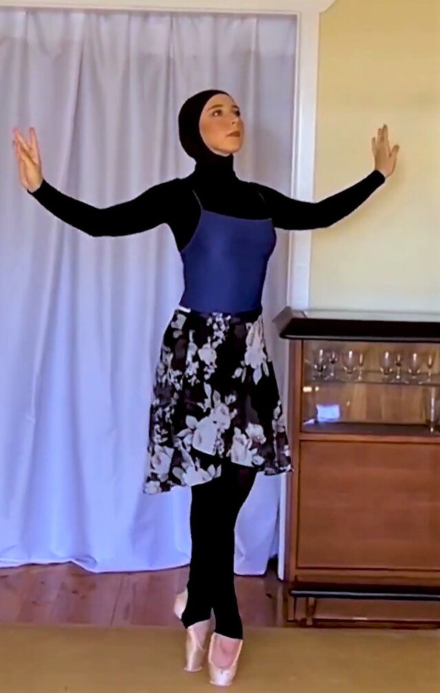 Dance Hijab 2