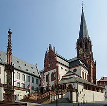 Stiftskirche Sankt Peter ve Alexander Aschaffenburg.jpg