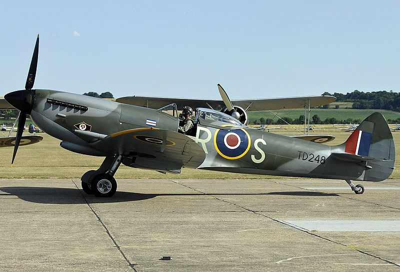 File:Supermarine Spitfire LF.XVIe, Private JP6898872.jpg