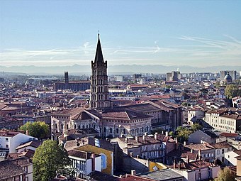 Toulouse - View on Saint Sernin.jpg