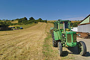 Čeština: Traktor, Javorník, okres Hodonín