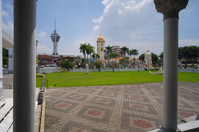 File:View of Menara Alor Setar from Masjid Zahir.JPG