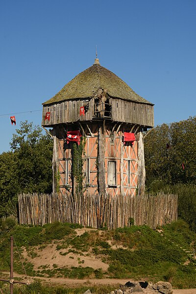 File:Vikings 03 - Village Fort 2.jpg