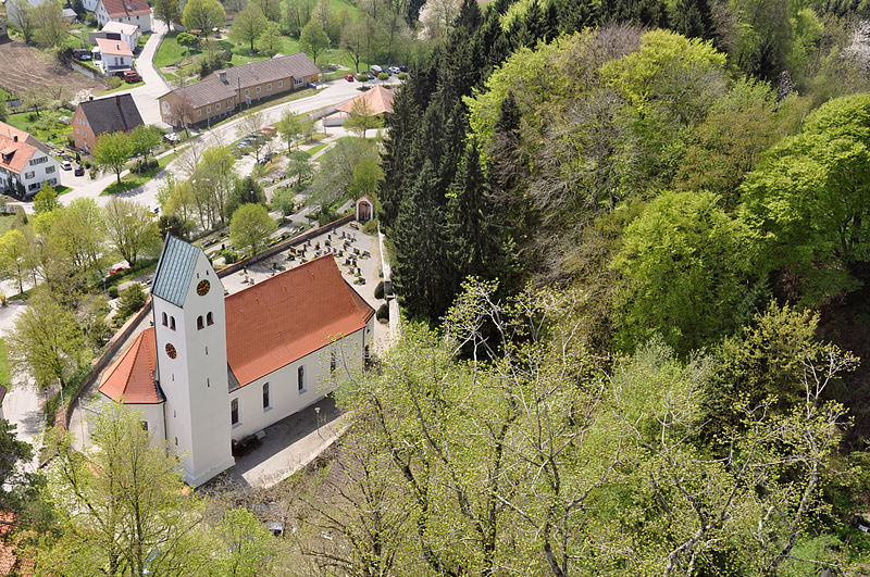 File:Waldburg Pfarrkirche 2013 3.jpg