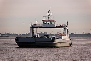 Wischhafen (Ship) 2011-by-RaBoe-04.jpg