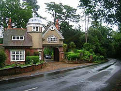 Woodlands Vale Lodge - geograph.org.uk - 531392.jpg