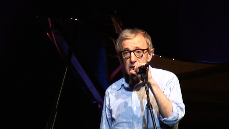 800px-Woody_Allen_Lisbon_2006.JPEG