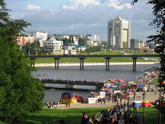 Сходить чебоксарах. Город Чебоксары залив. Чебоксары центр города. Чебоксары залив лето. Чебоксары центр залив.