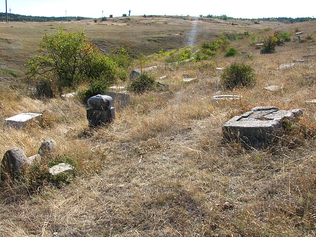 Cemetery near Feodosia (Crimea)