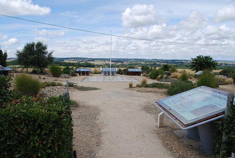 File:صورة من الموقع المحتمل لمعركة بلاط الشهداء, Bataille de Poitiers.jpg